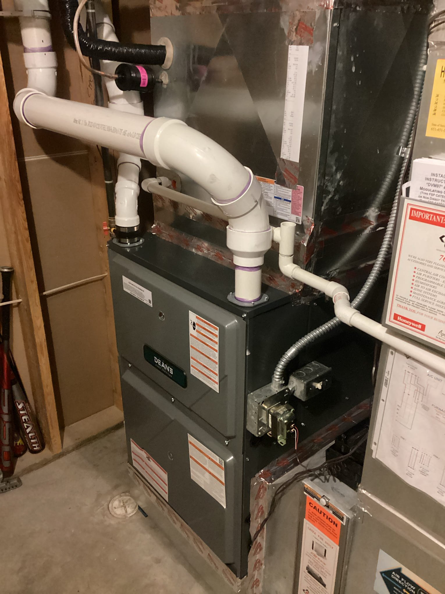 Justin S, Mark V, Mikan R