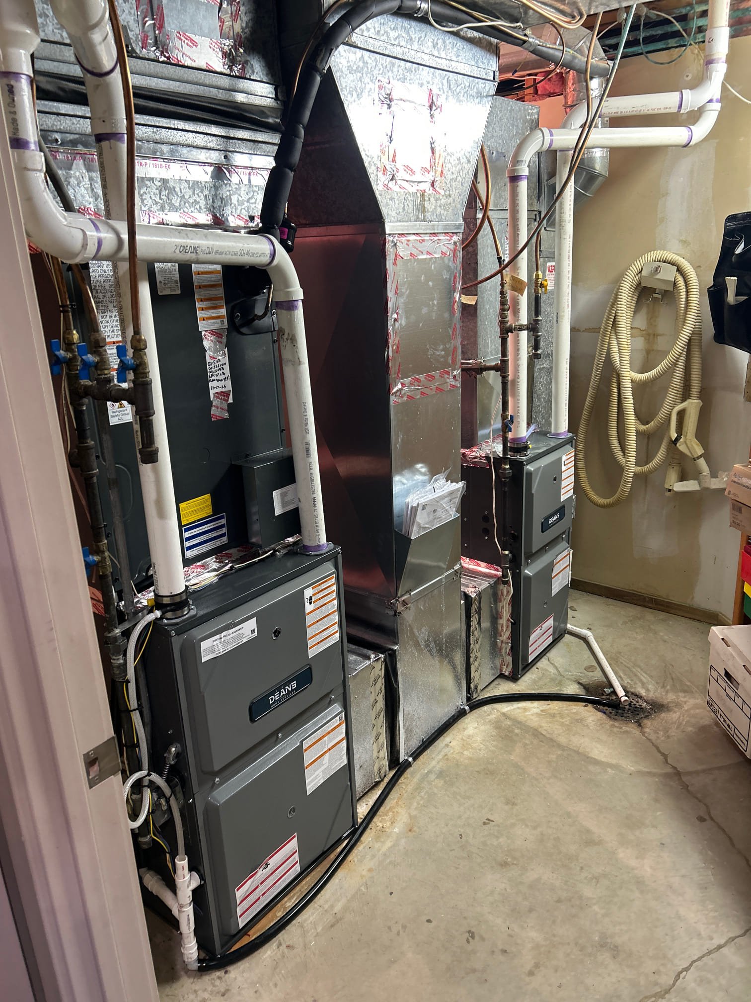 Eddie G, Jonatan C, Justin M, Mark V, Nick G