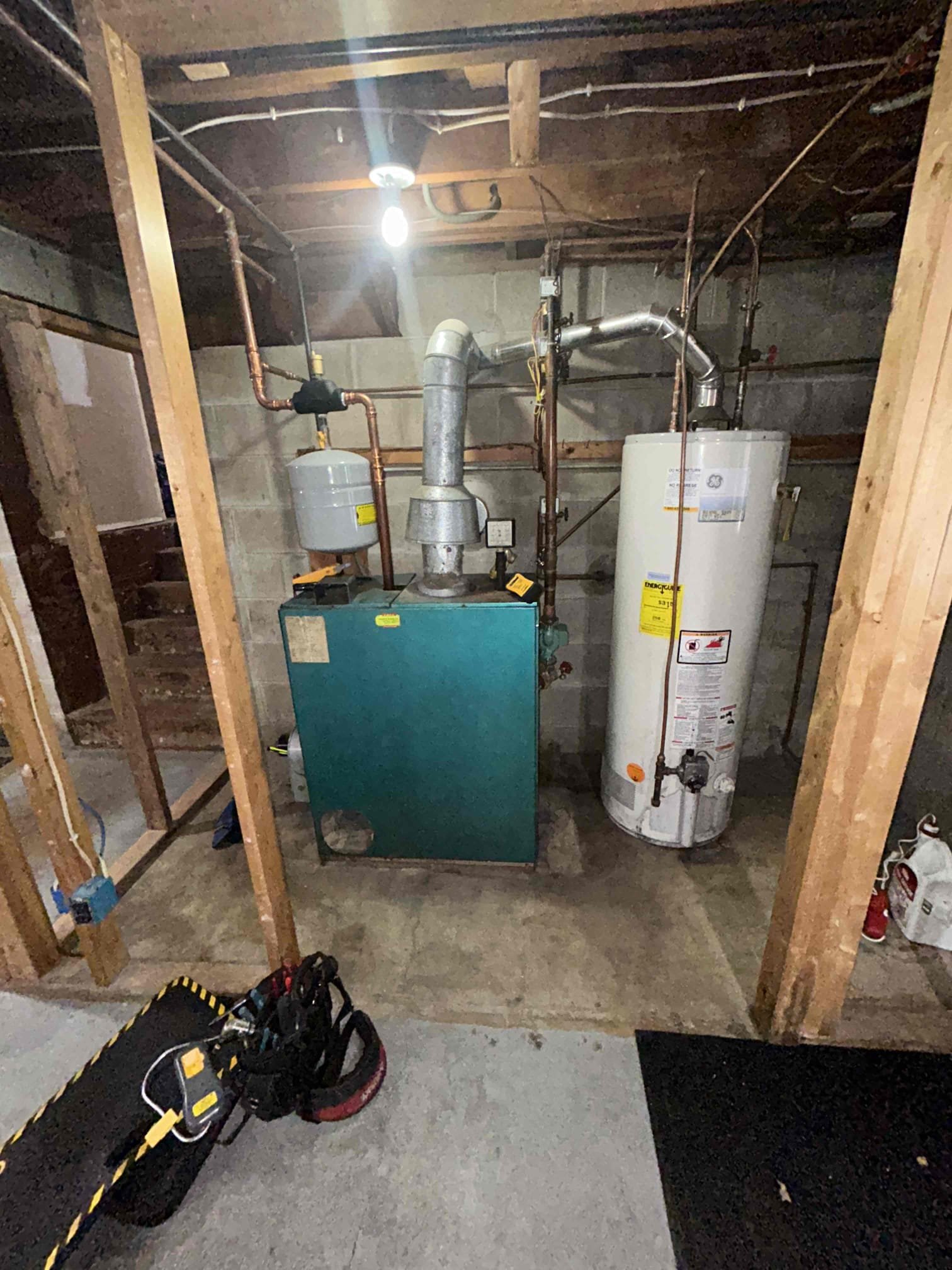 Edward S, Mark V, Mikan R